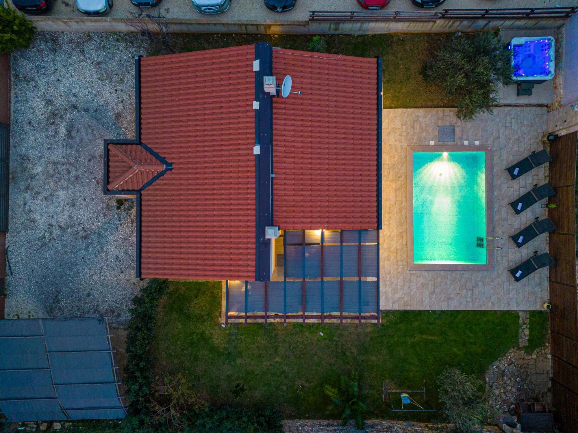 Bobo Family House With Pool Villa Vodnjan Exterior photo